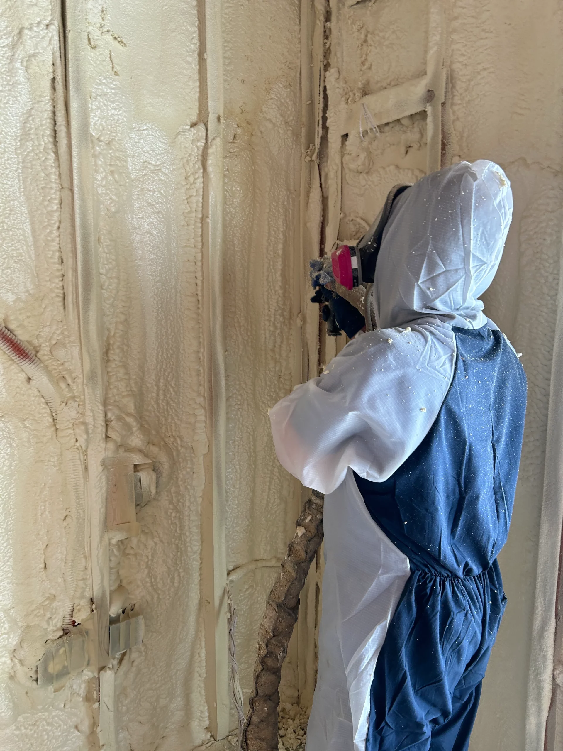 Professional Spray Foam Installation vs. DIY: What’s Better?